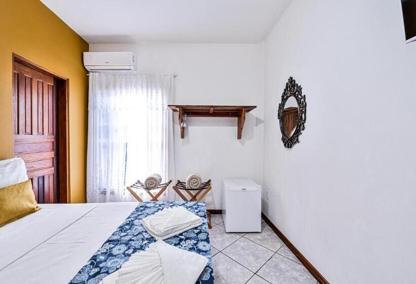 اتاق استاندارد سه نفره, Pousada Da Tina