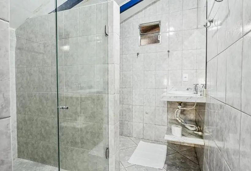 Deluxe Neljän Hengen Huone, Pousada Da Tina