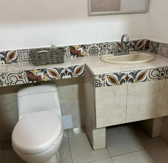 Standard Neljän Hengen Huone, Zamay Centro Histórico