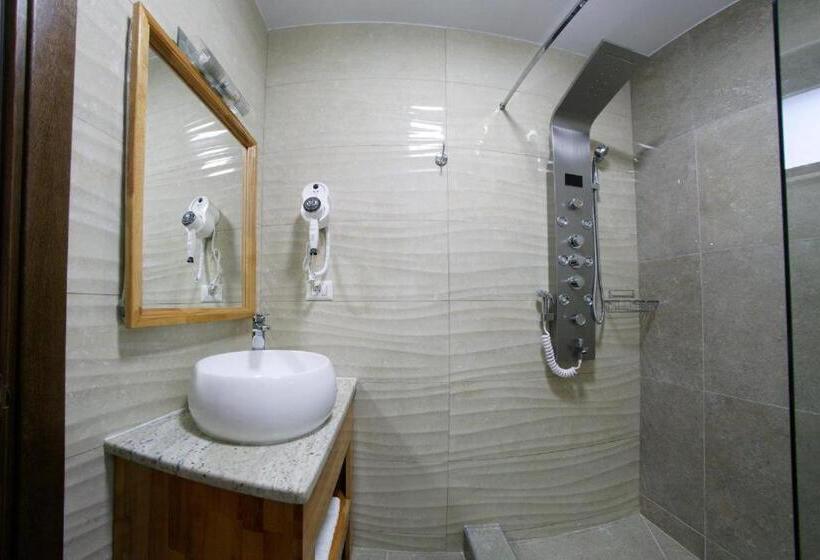 スタンダードルーム, Bucovina Holidays Sadova