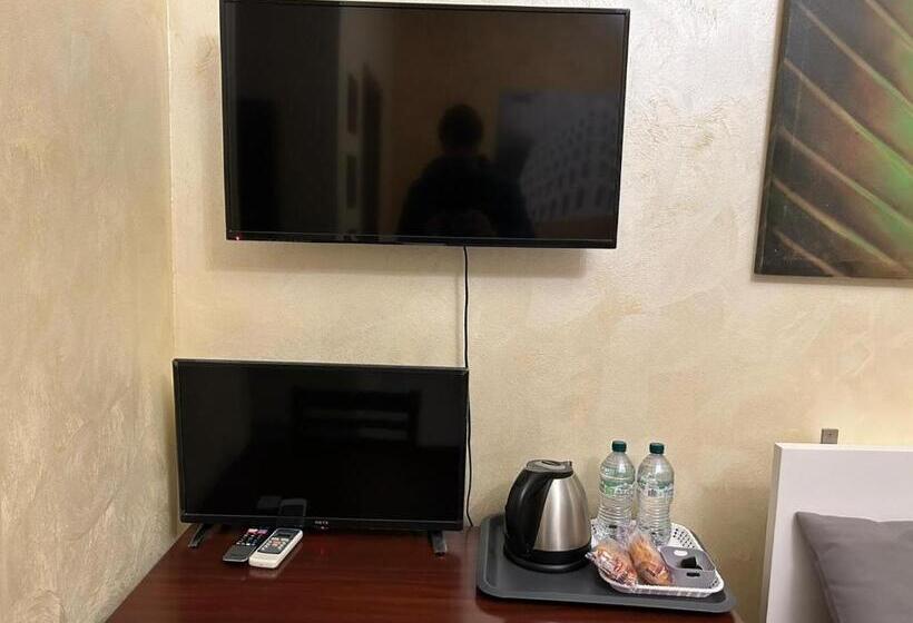 اتاق استاندارد, E Room 42