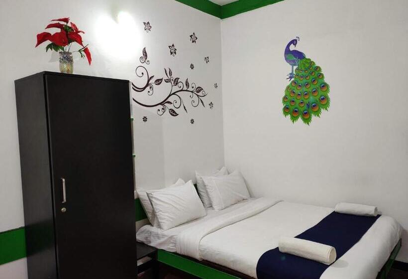 Habitació Triple Estàndard, Adh K F International   Budget