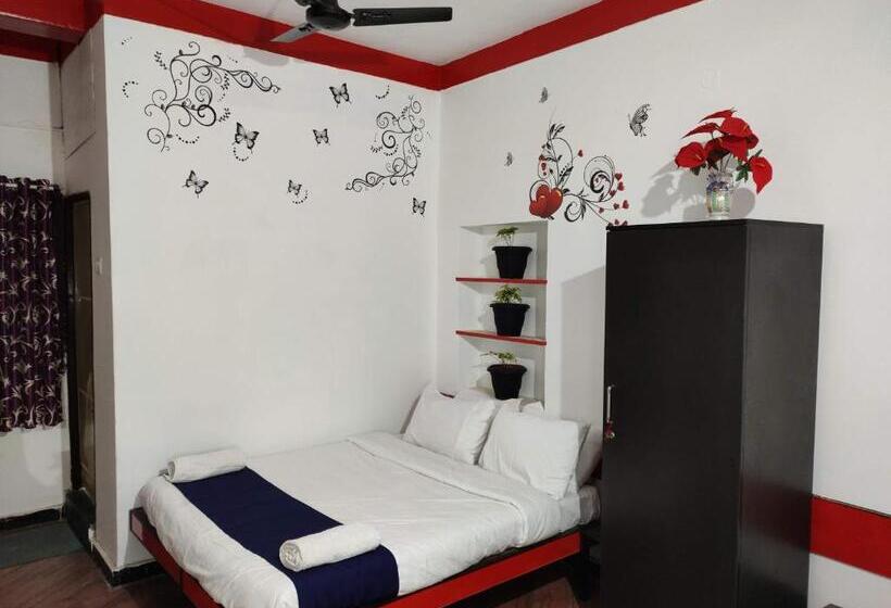 Habitació Triple Estàndard, Adh K F International   Budget