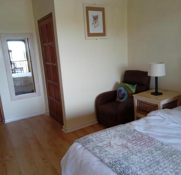 غرفة ديلوكس مزودة بشرفة, The Thatch Hide