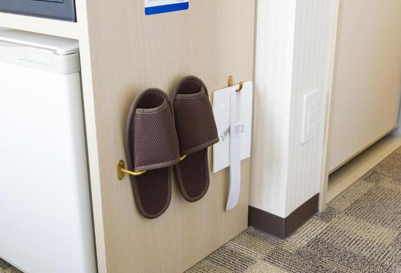 חדר סטנדרט מותאם לאדם עם מוגבלויות, Toyoko Inn Ueda Ekimae