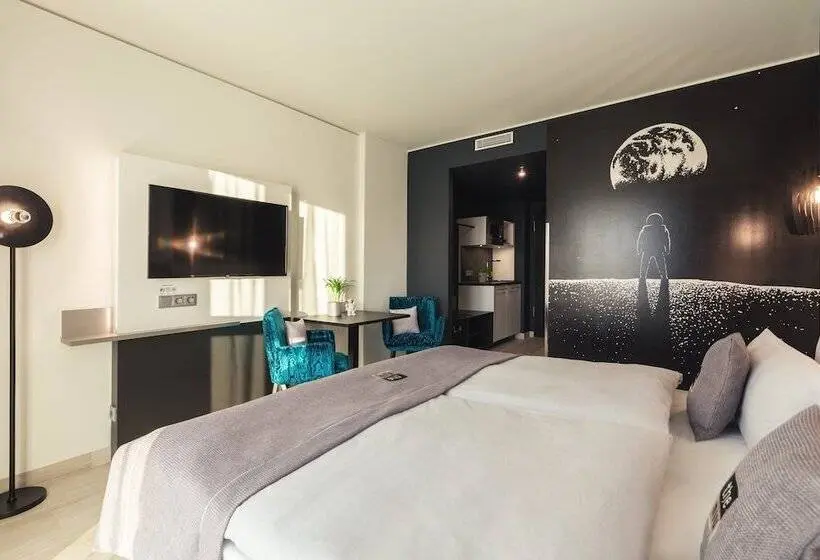 スタンダードスタジオ, Holiday Inn   The Niu Star Sindelfingen, An Ihg