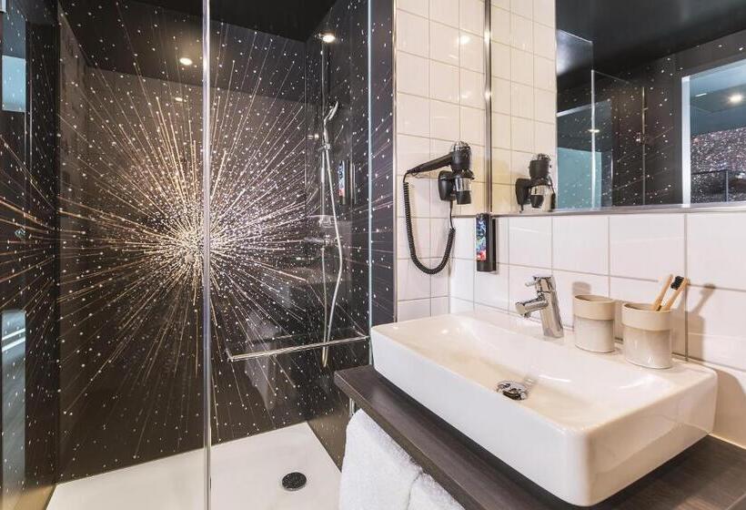 Студия Стандарт, Holiday Inn The Niu Star Sindelfingen, An Ihg