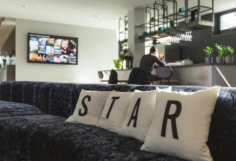 Студия Стандарт, Holiday Inn The Niu Star Sindelfingen, An Ihg