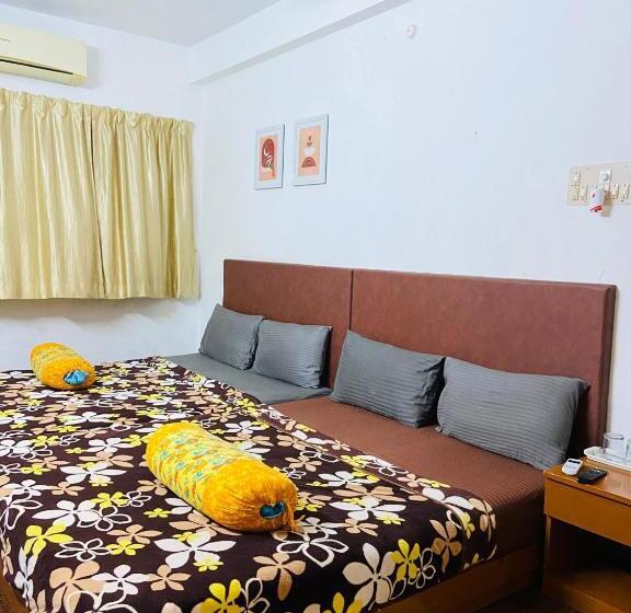 اتاق لوکس, Deer Suites And Spa  Rock Beach White Town Zone , French Quarter, Pondicherry