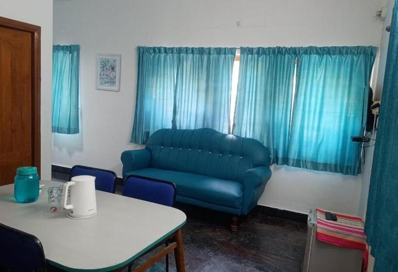 اتاق لوکس خانوادگی, Deer Suites And Spa  Rock Beach White Town Zone , French Quarter, Pondicherry