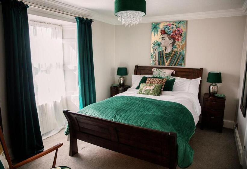 غرفة قياسية سرير كينج, Slate Hall