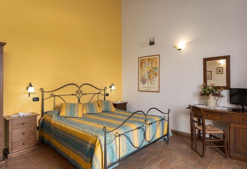 스탠다드 트리플 룸, Agriturismo Il Casolare Di Bucciano