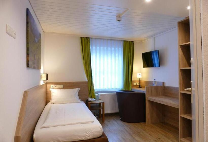 Номер Стандарт Индивидуальный, Altstadt Hotel Zum Hechten