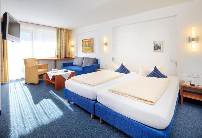 חדר סטנדרט לשלושה, Altstadt Hotel Zum Hechten