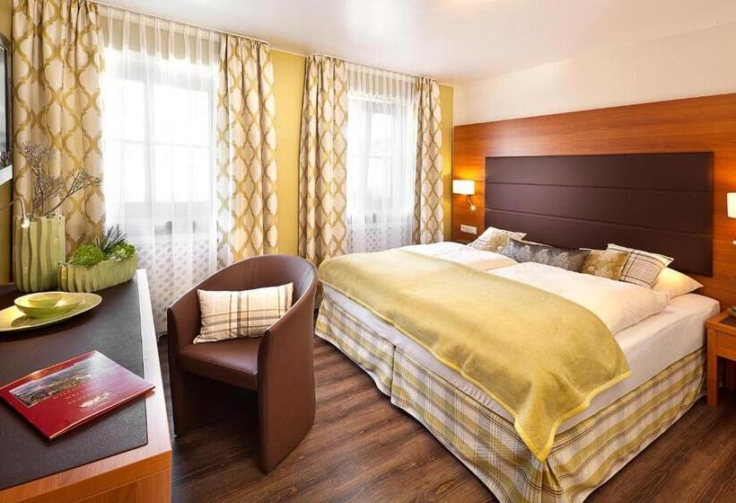 スタンダードトリプルルーム, Altstadt Hotel Zum Hechten