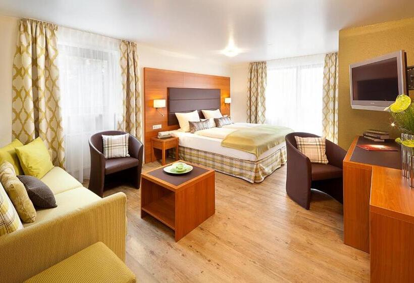 غرفة قياسية ثلاثية, Altstadt Hotel Zum Hechten