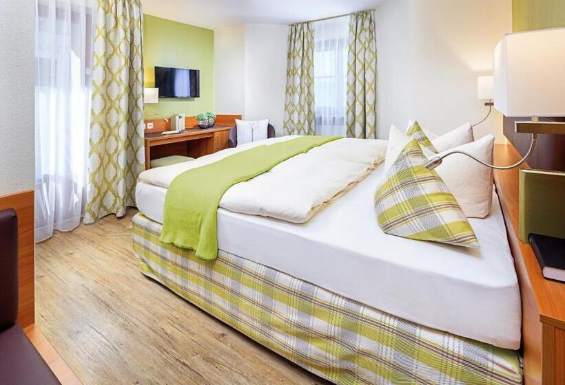 Номер Стандарт, Altstadt Hotel Zum Hechten