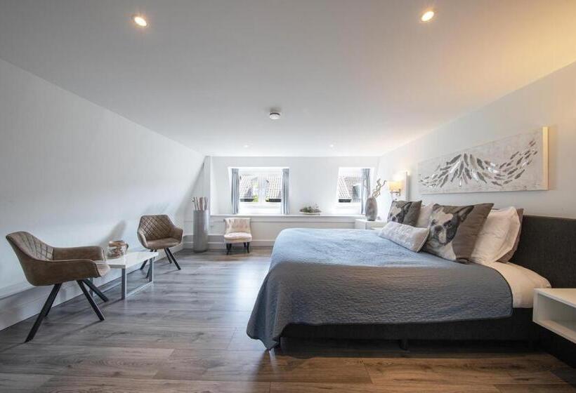 اتاق سوپریور با وان آب گرم, Boutique Hotel Scheepers