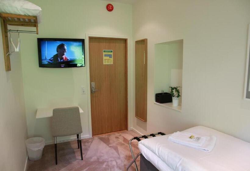 Номер Стандарт Индивидуальный, Flygplatshotellet