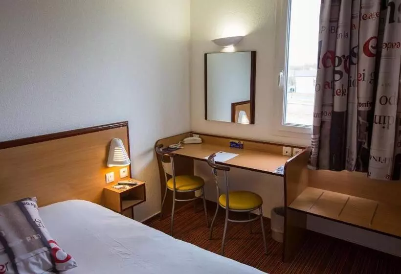 スタンダードトリプルルーム, Ace Hotel Riom
