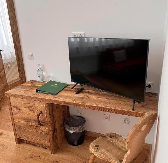 Family Suite, Almwirt