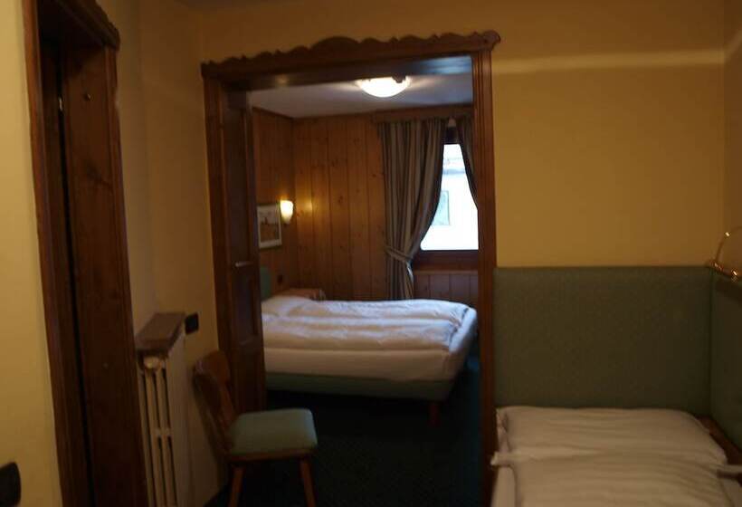 חדר סטנדרט לשלושה, Alpina