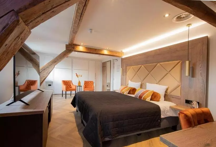 バスタブ付きスーペリアールーム, Boutique Hotel Scheepers