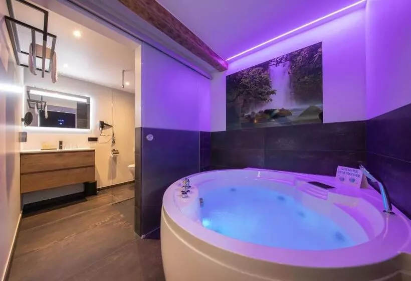バスタブ付きスーペリアールーム, Boutique Hotel Scheepers