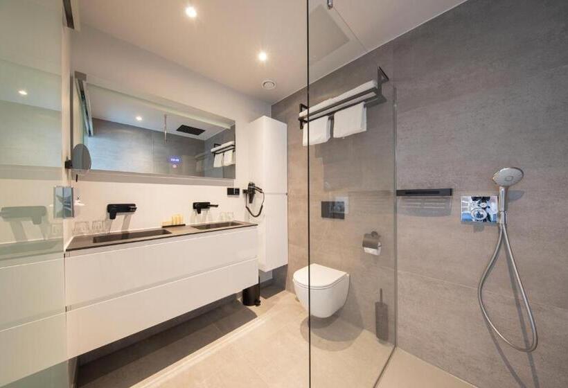 اتاق سوپریور با وان آب گرم, Boutique Hotel Scheepers