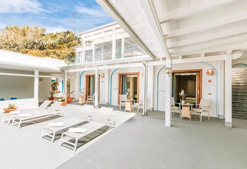 テラス付スーペリアルーム, Cava Dell'isola