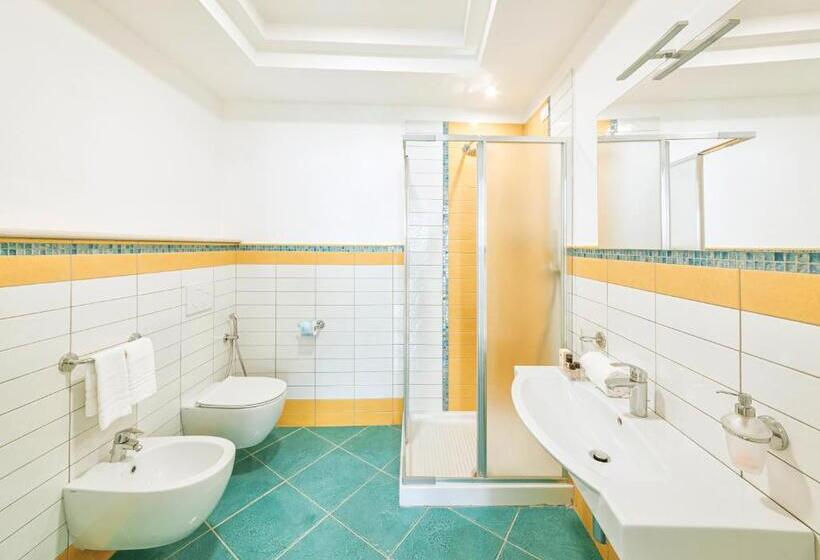 스탠다드 룸, Cava Dell'isola