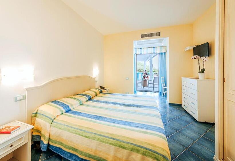 غرفة سوبيريور مزوَّدة بتراس, Cava Dell'isola