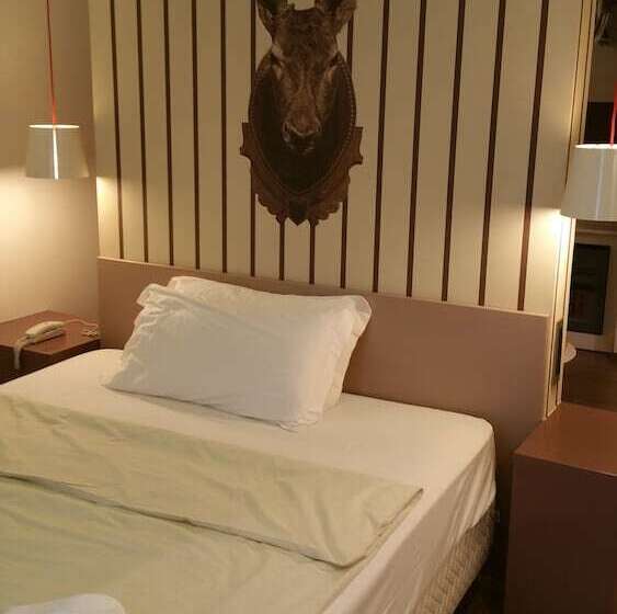 스탠다드 룸, Corte Quadri