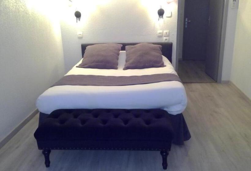 スタンダードルーム, De La Bastide