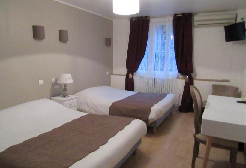 スーペリアの４人部屋, De La Bastide