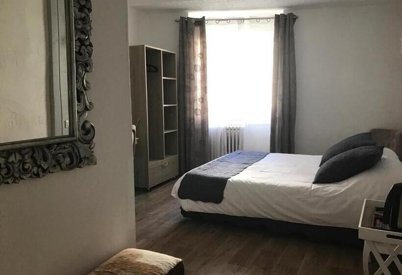 スーペリアールーム, De La Bastide