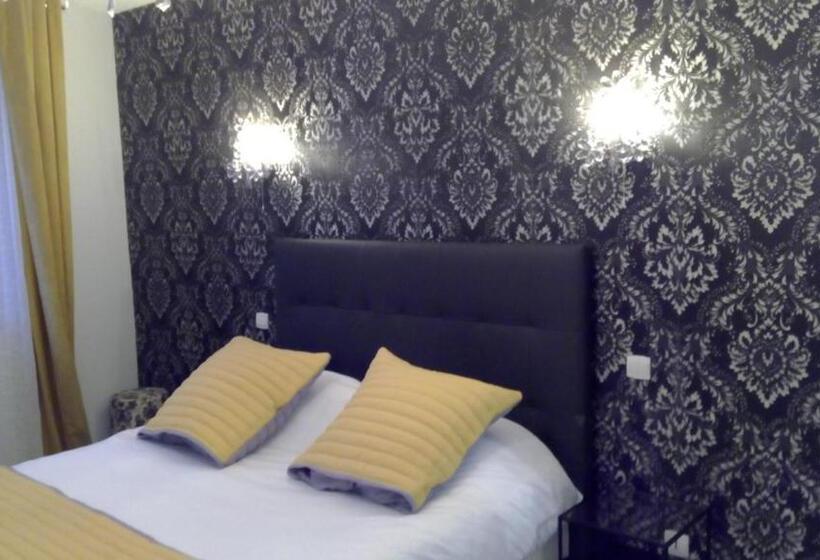 スーペリアールーム, De La Bastide