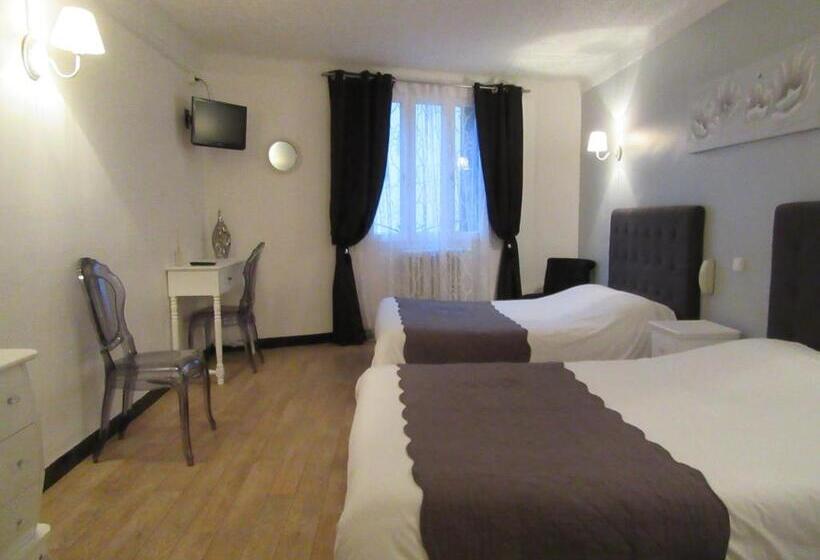 スーペリアの４人部屋, De La Bastide