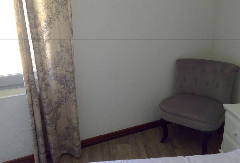 スーペリアールーム, De La Bastide