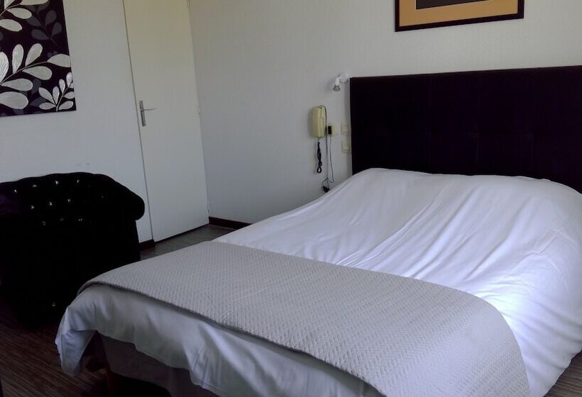 スーペリアールーム, De La Bastide