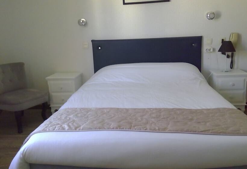 スタンダードルーム, De La Bastide