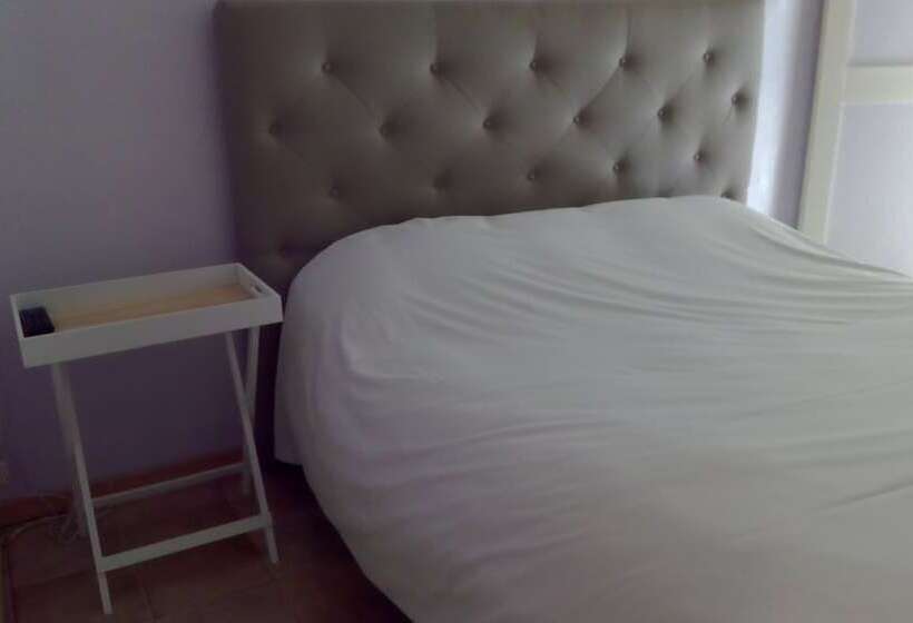 スタンダードシングルルーム, De La Bastide