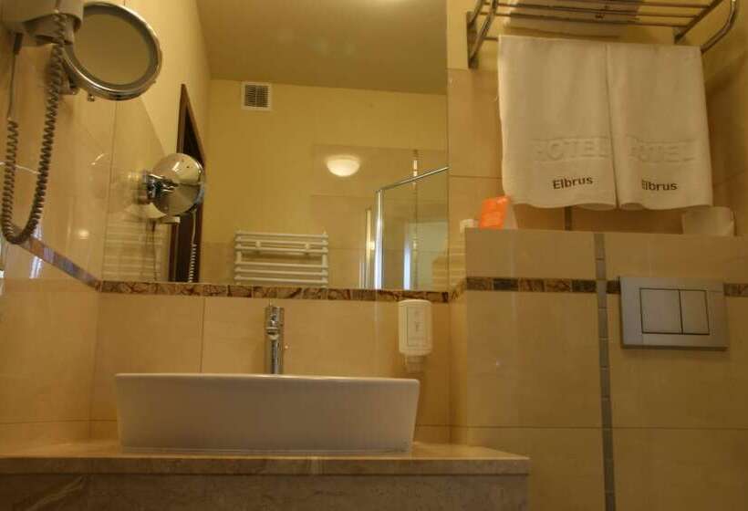 استودیوی استاندارد, Elbrus Spa & Wellness