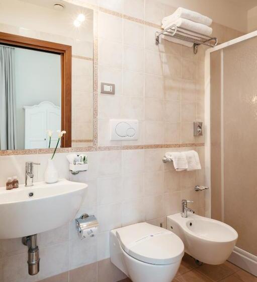 חדר סטנדרט לשלושה, L Arcangelo   Boutique