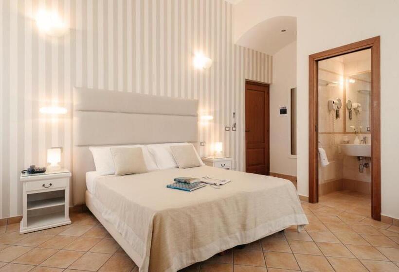 חדר סטנדרט לשלושה, L Arcangelo   Boutique