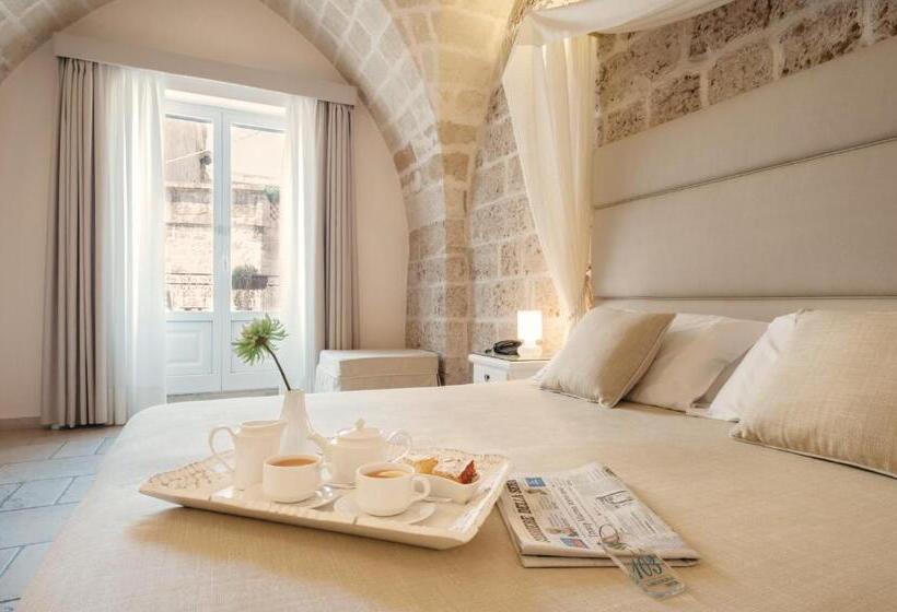 סוויטה, L Arcangelo   Boutique