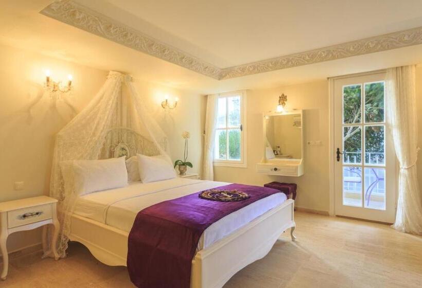 Люкс 2 Спальни, Lukka Exclusive Hotel – Adult Only +12