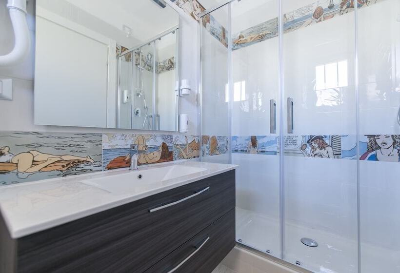 اتاق استاندارد سه نفره, Nelson