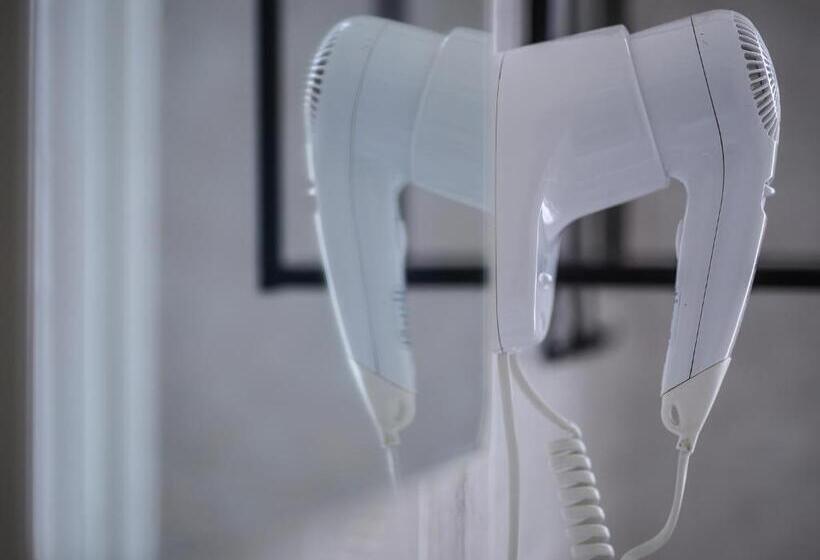 غرفة قياسية, Portofino