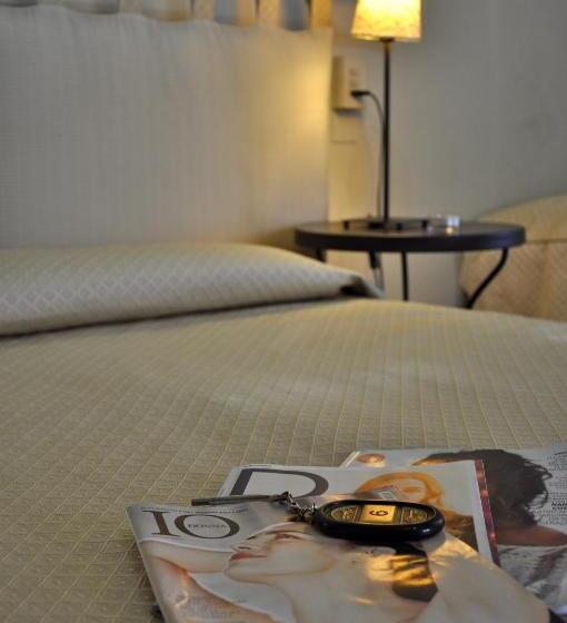 غرفة قياسية رباعية, Portofino